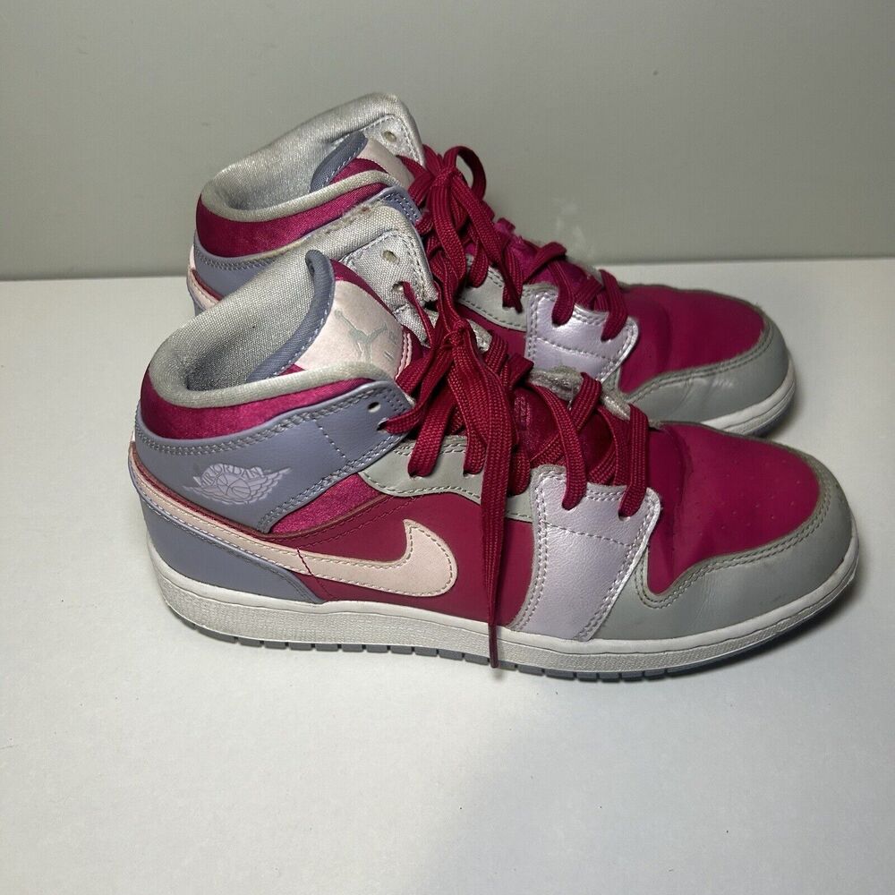 Nike Air Jordan 1 Mid Youth Size 6 Silver Fuscia Pink 555112-609 Basketball